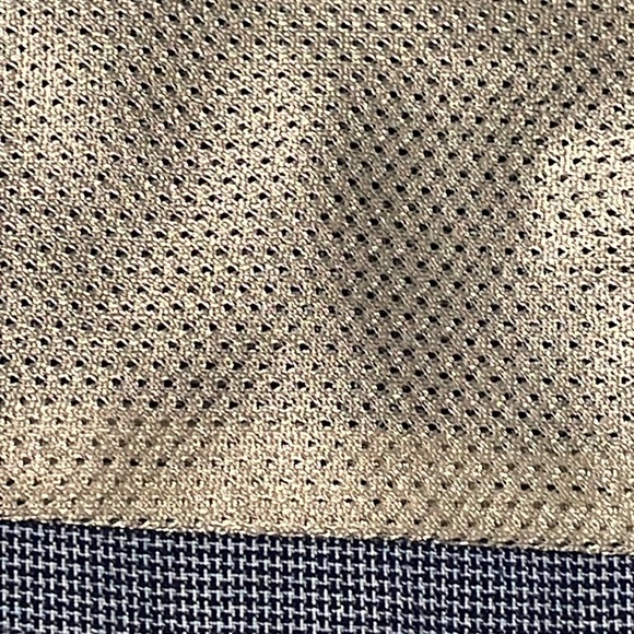 North Face  Activewear Utility  shirt with pockets . - Picture 9 of 9